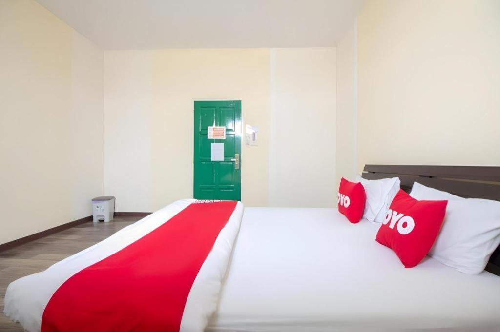 Art Hotel Sanamchai Bangkok Kültér fotó
